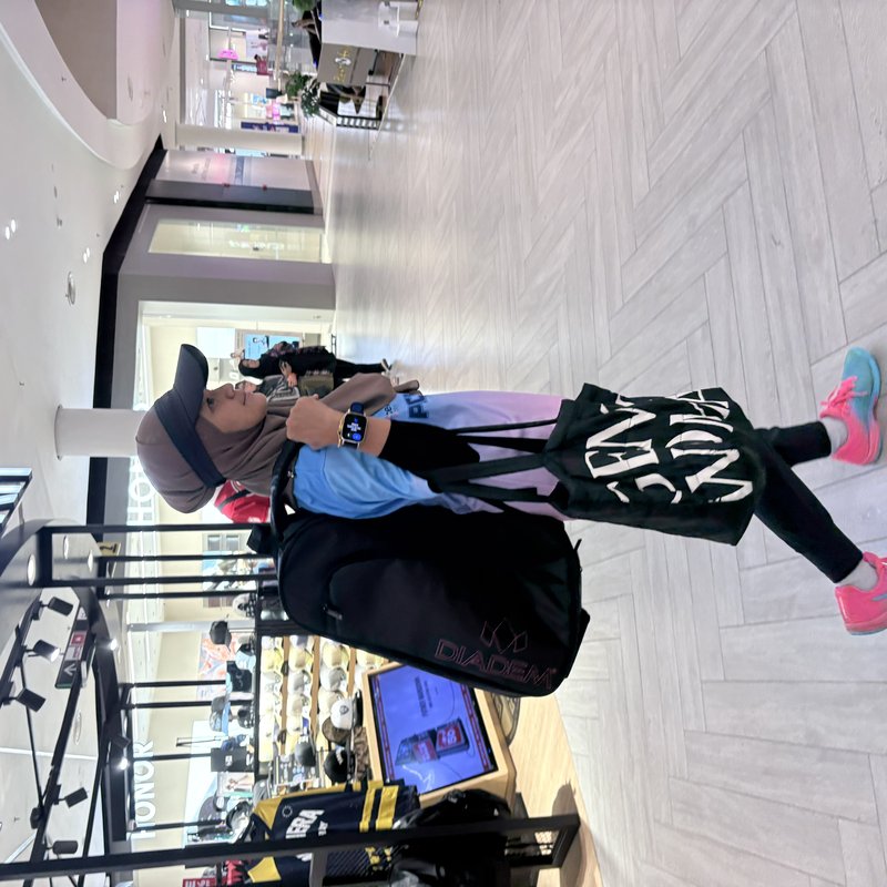 NUR FARHANA