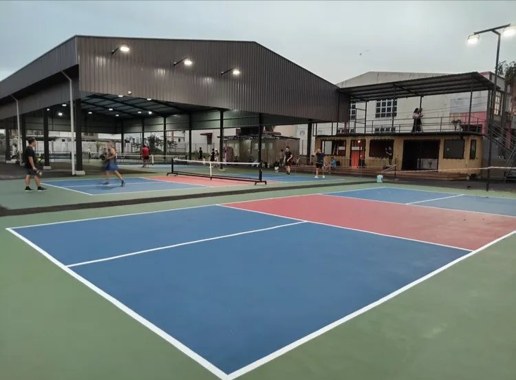 Hotshots Pickleball Social Club